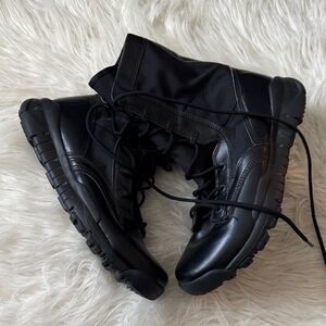 Nike boots size 10.5